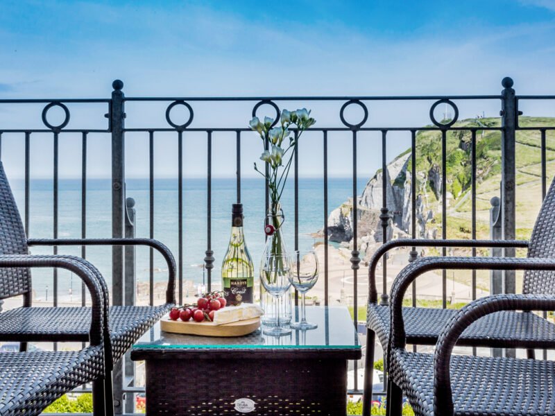 No 6 Arlington Villas