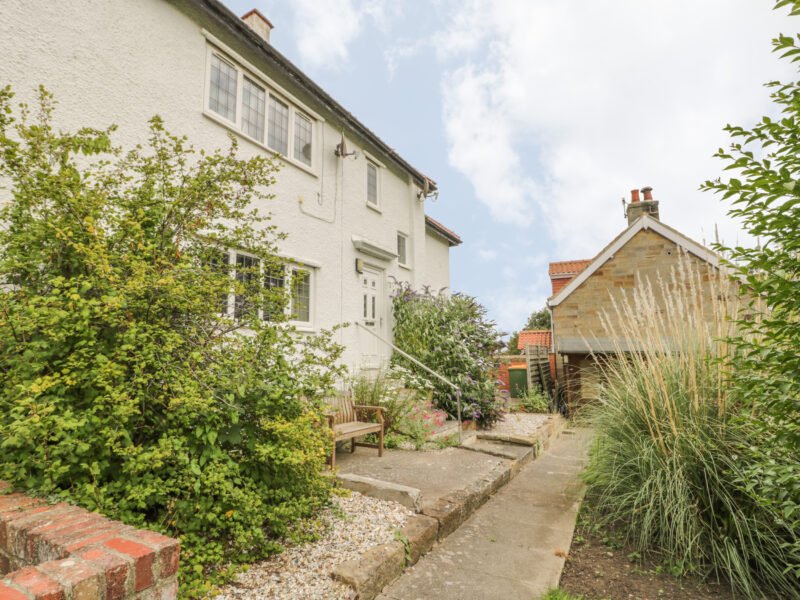 Stakesby House Apartment 3