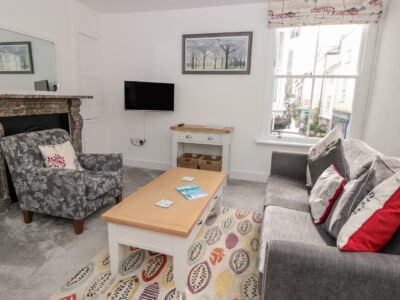 Apartment 1 @ 22 Foss Street