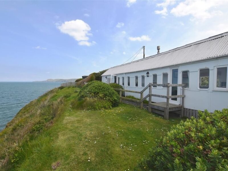 Clifftop Carriage