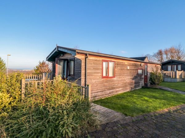 Hawthorne Lodge