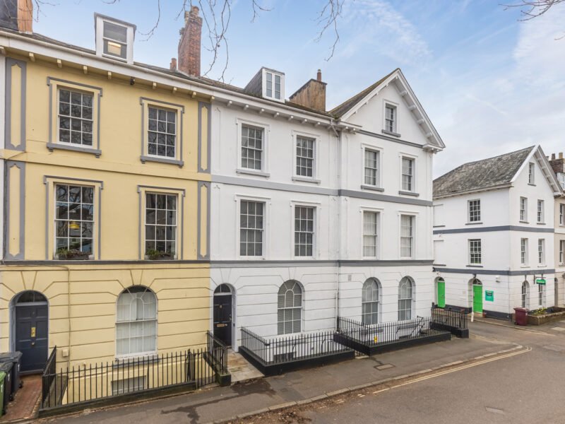 8 Richmond Road