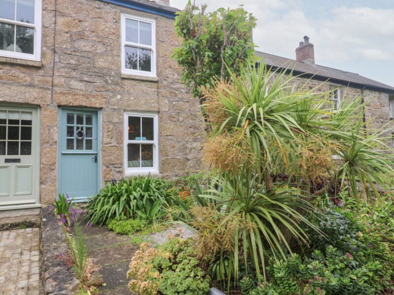2 The Cottages