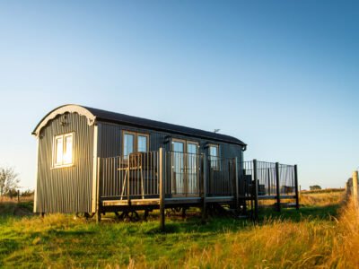 Head For the Hills Glamping - Skylark Shepherd's Hut