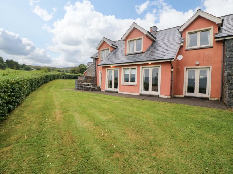 25 Ring of Kerry Golf Club Cottages