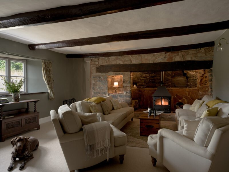 Holwell Farmhouse
